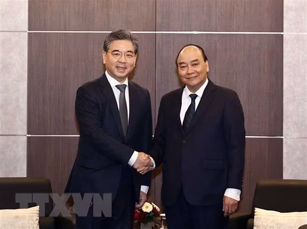 Presidente recibe a grupos sucoreanos con operaciones comerciales en Vietnam ảnh 4