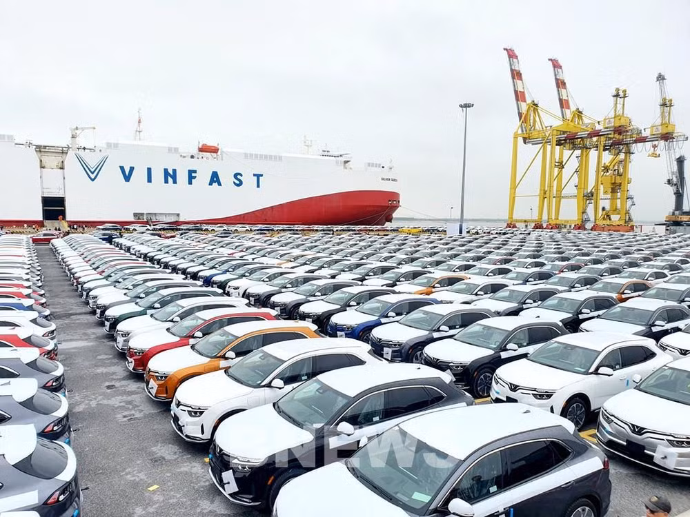 VinFast abre cuatro nuevas tiendas en California ảnh 1