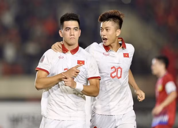 Vietnam tiene oportunidad de ingresar temprano a semifinales de Copa AFF ảnh 1