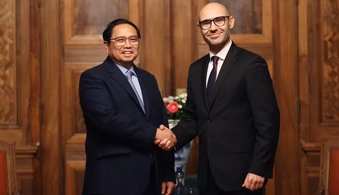 Premier vietnamita se reúne con secretario general de la Corte Permanente de Arbitraje ảnh 1