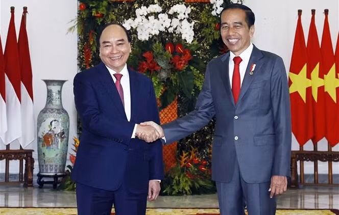 Medios de prensa de Indonesia destacan visita estatal de presidente vietnamita ảnh 1