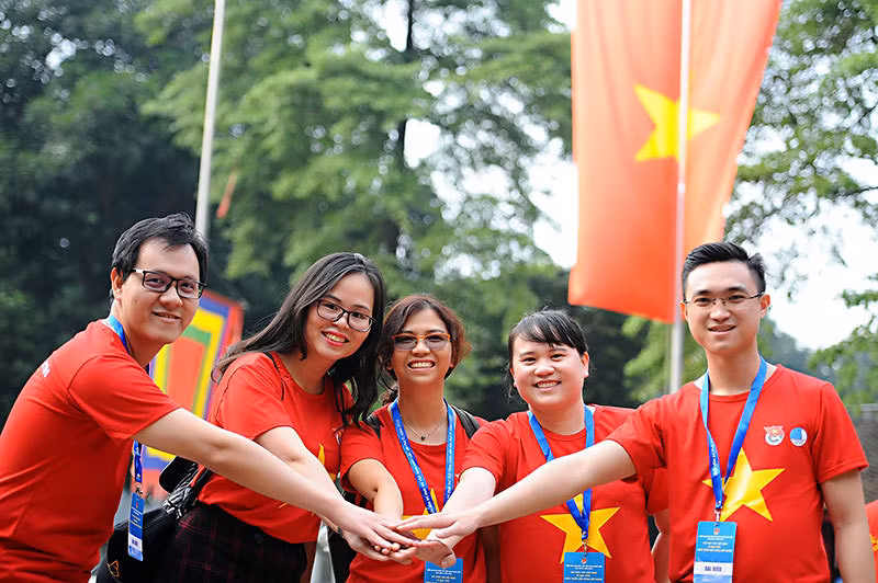 📝Enfoque: Destacan valiosos aportes de jóvenes vietnamitas a construcción y defensa nacional ảnh 4
