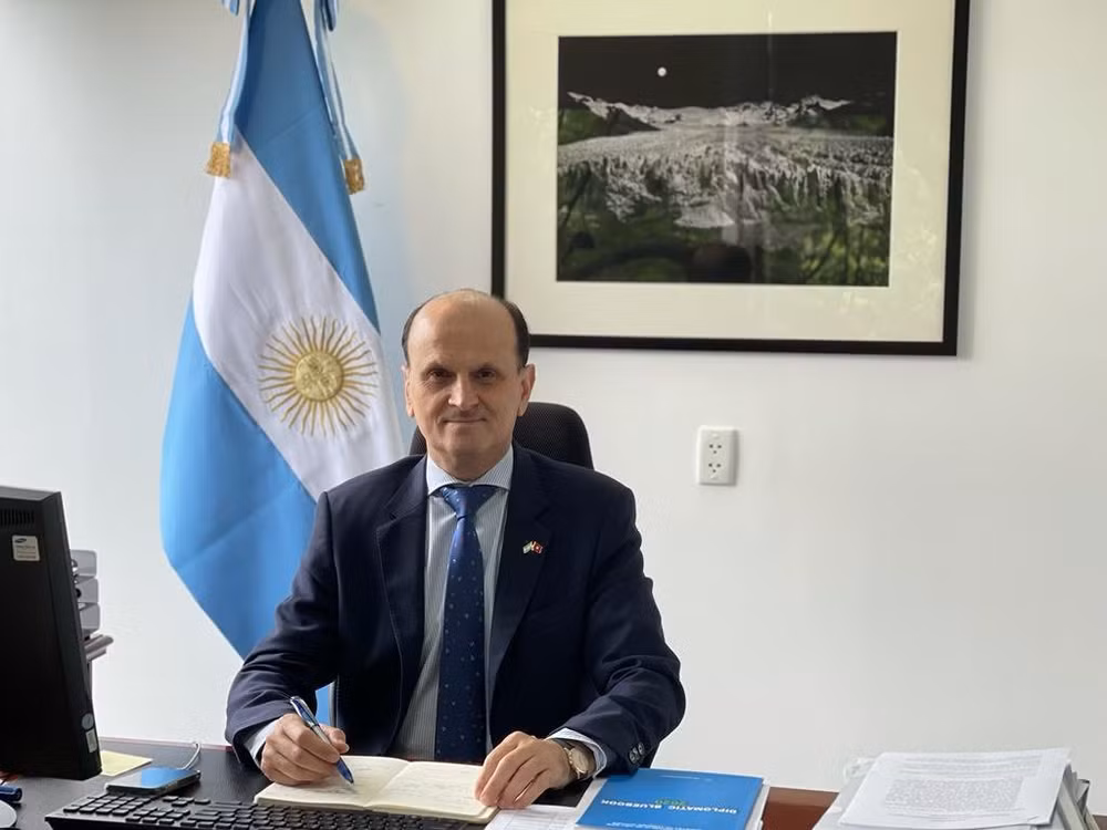 Embajador argentino en Vietnam: nuestro equipo está jugando muy bien en Qatar ảnh 2