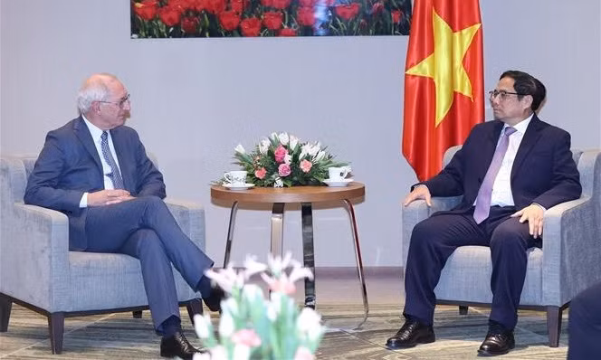 Vietnam pide apoyo a empresas neerlandesas con fuentes de capital para desarrollo ảnh 4