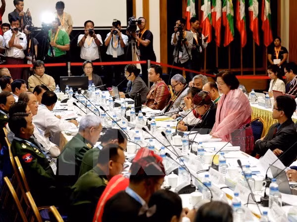 Myanmar retira a grupos armados de lista de organizaciones ilegales ảnh 1