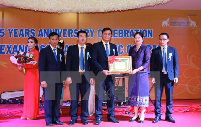 Agencia mixta de seguro diversifica cooperación Vietnam – Laos ảnh 1