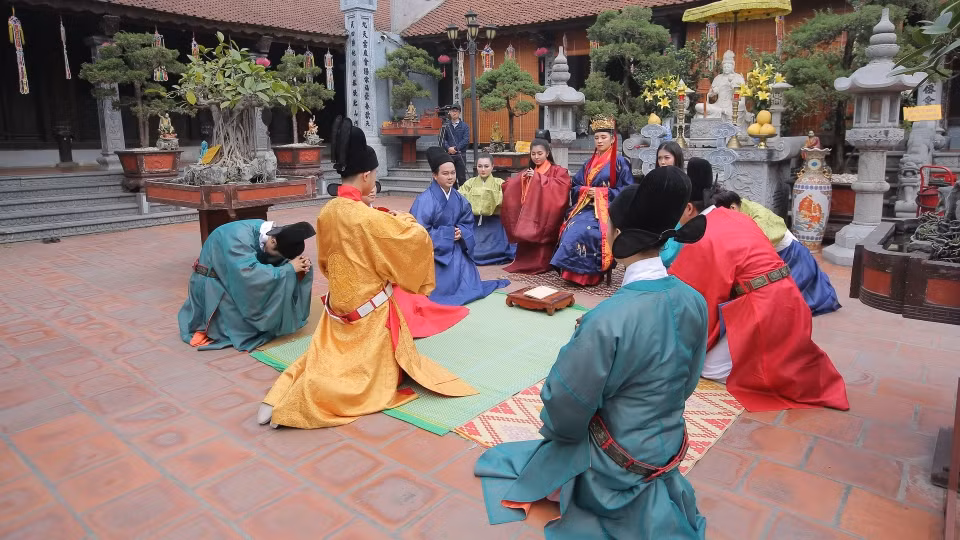 Promueven en Vietnam la preservación de trajes tradicionales ảnh 1 Promueven en Vietnam la preservación de trajes tradicionales ảnh 1