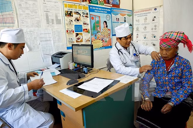 OMS ayuda a mejorar sistema de salud en Vietnam ảnh 1