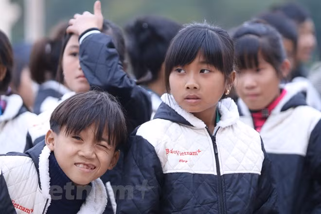 Organización sudcoreana brinda Tet a menores pobres vietnamitas ảnh 1