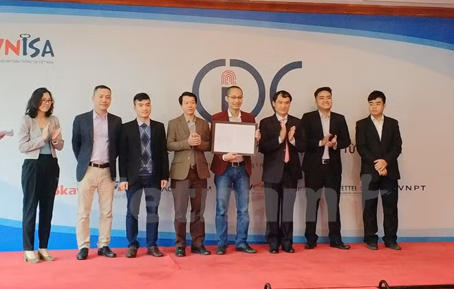 Presentan en Vietnam club de firma digital y transacción electrónica ảnh 1