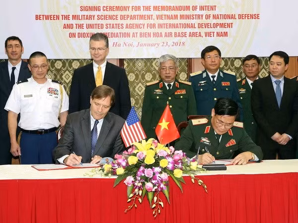 Vietnam y Estados Unidos siguen cooperando para descontaminación de dioxinas ảnh 1 Vietnam y Estados Unidos siguen cooperando para descontaminación de dioxinas ảnh 1