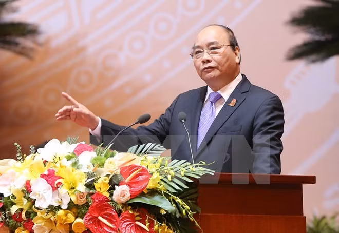 Premier de Vietnam parte de Hanoi para asistir a Cumbre de Cooperación Mekong-Lancang ảnh 1 Premier de Vietnam parte de Hanoi para asistir a Cumbre de Cooperación Mekong-Lancang ảnh 1