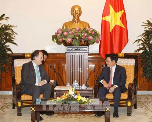 Vietnam y Reino Unido robustecen asociación estratégica ảnh 1