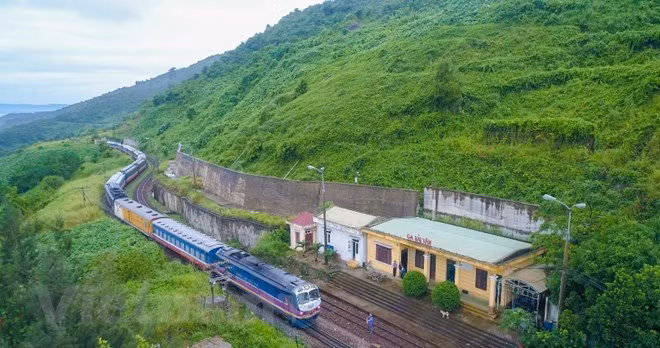 Realizan estudio de prefactibilidad de proyecto ferroviario de alta velocidad Norte-Sur ảnh 1