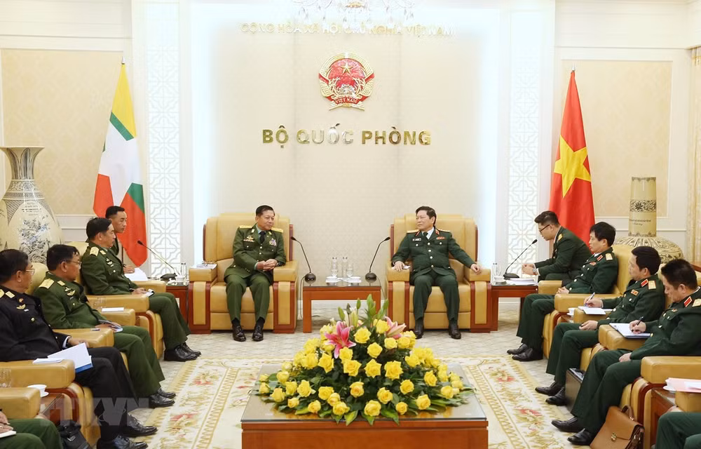 Visita Vietnam jefe de las fuerzas armadas de Myanmar ảnh 1