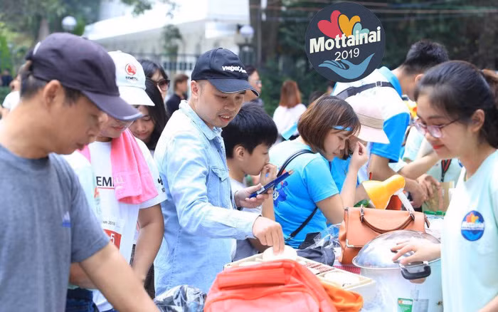 Celebran en Vietnam festival dedicado a niños víctimas de accidentes de tránsito ảnh 1