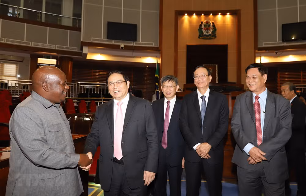 Vietnam y Tanzania por agilizar lazos multifacéticos ảnh 1