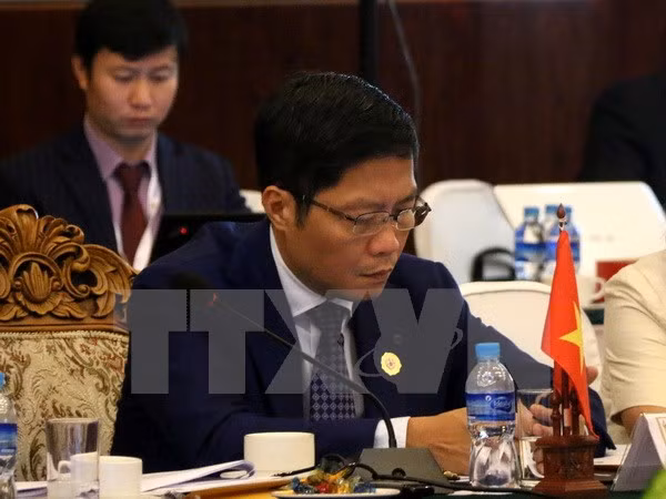Contribuciones de Vietnam al éxito de reunión ministerial de economía de ASEAN ảnh 1