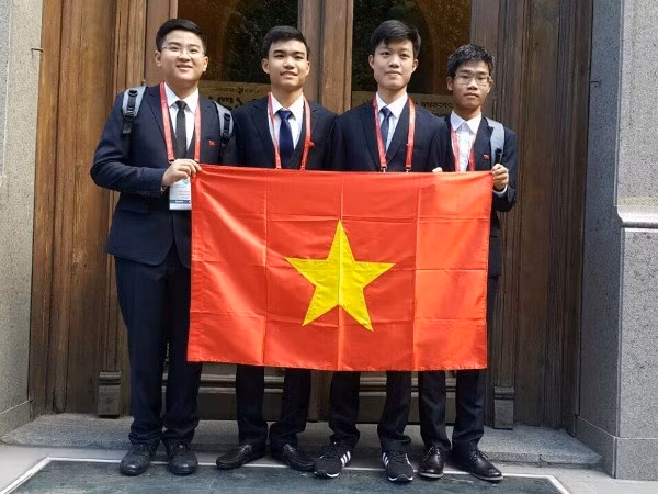 Vietnam gana dos medallas de oro en la Olimpiada Internacional de Química ảnh 1 Vietnam gana dos medallas de oro en la Olimpiada Internacional de Química ảnh 1