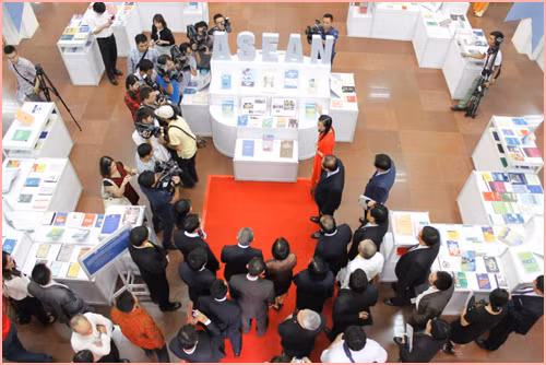 Efectúan en Vietnam exposición sobre Comunidad de ASEAN ảnh 1
