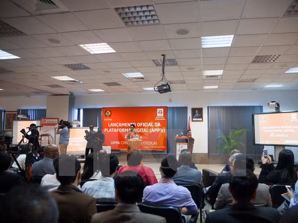 Efectúan curso de formación para maestros vietnamitas en el extranjero ảnh 1