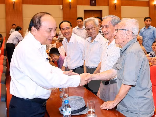 Primer ministro sostiene contacto con electores de Hai Phong ảnh 1
