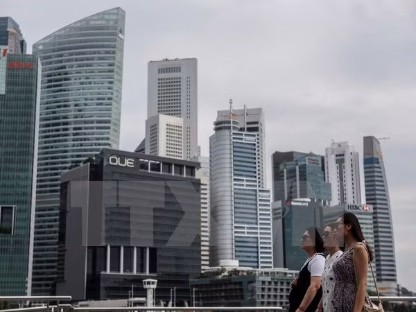 Detienen en Singapur a 44 personas vinculadas con trabajos ilegales ảnh 1