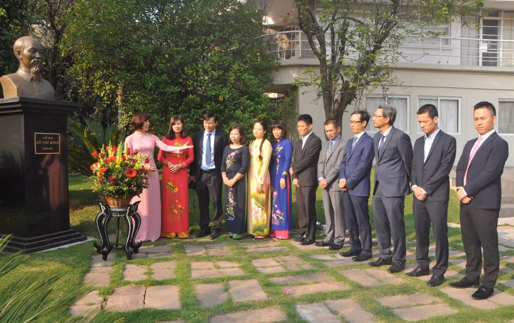Conmemoran natalicio de Presidente Ho Chi Minh en México ảnh 1