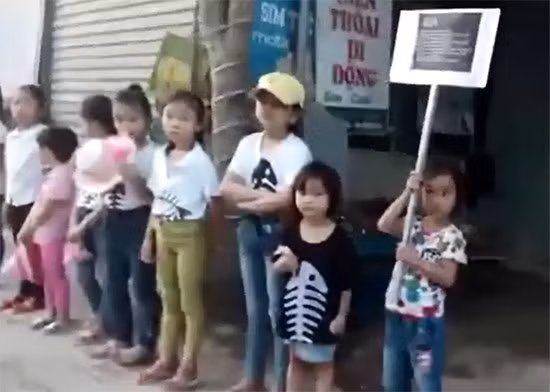 Veteranos de guerra repudian violaciones de sacerdote a leyes vietnamitas ảnh 1