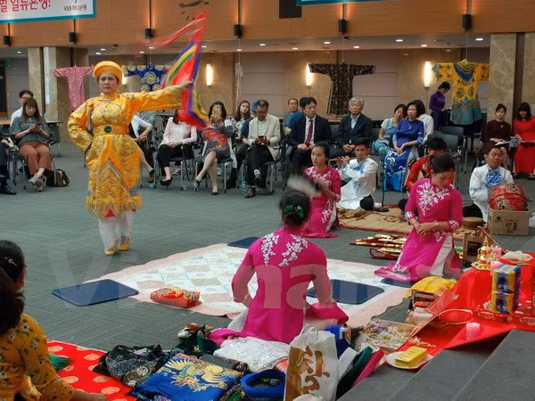 Promueven en Sudcorea culto a Diosas Madres de Vietnam ảnh 1 Promueven en Sudcorea culto a Diosas Madres de Vietnam ảnh 1