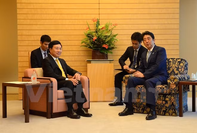 Vicepremier vietnamita dialoga con líderes de Japón ảnh 1