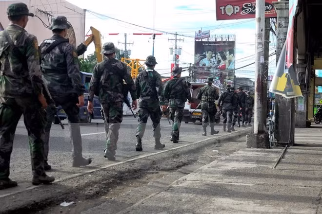 Intensifica Filipinas operación para aniquilar grupo insurgente en Marawi ảnh 1 Intensifica Filipinas operación para aniquilar grupo insurgente en Marawi ảnh 1