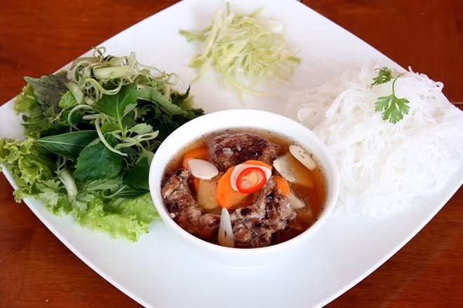 Gastronomía vietnamita aumenta su popularidad en República Checa ảnh 1