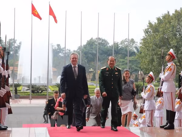 Vietnam y Rusia acuerdan fortalecer aún más la cooperación técnica militar ảnh 1