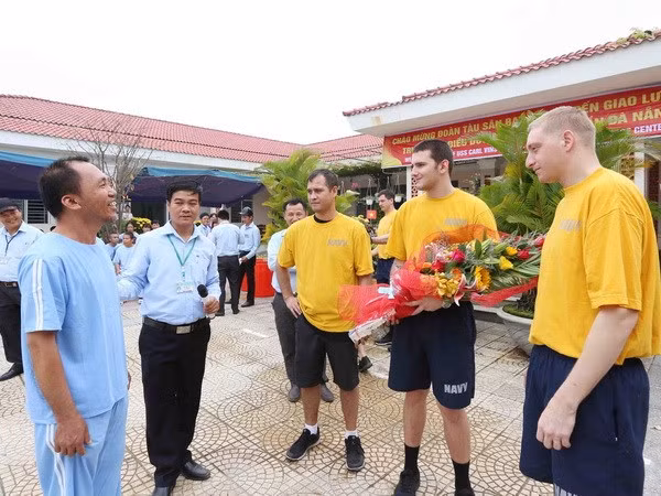 Diversas actividades de Portaaviones USS Carl Vinson de EE.UU. en Da Nang ảnh 1 Diversas actividades de Portaaviones USS Carl Vinson de EE.UU. en Da Nang ảnh 1
