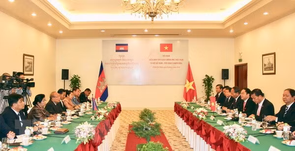 Vietnam y Camboya amplían cooperación en asuntos religiosos ảnh 1 Vietnam y Camboya amplían cooperación en asuntos religiosos ảnh 1