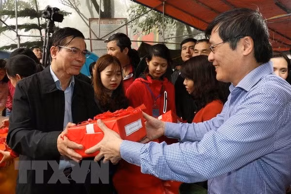 Celebran en Vietnam ritual dedicado al cielo y la tierra ảnh 1