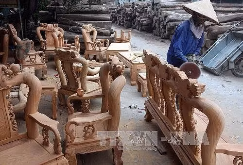 Presentan productos vietnamitas en feria internacional de muebles en Singapur ảnh 1 Presentan productos vietnamitas en feria internacional de muebles en Singapur ảnh 1