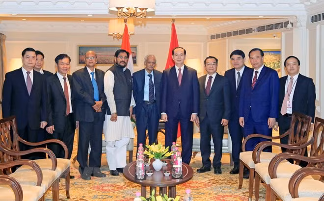 Presidente vietnamita recibe a dirigentes partidistas de la India ảnh 1