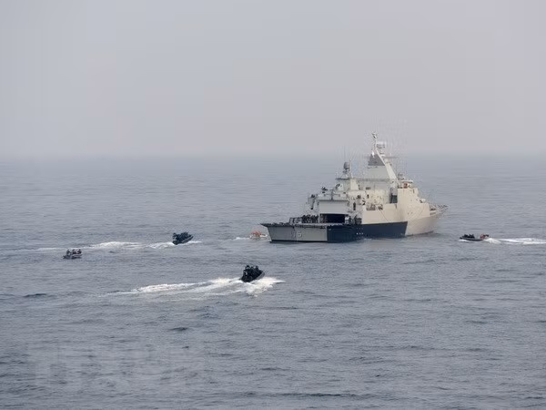 Indonesia insta a países de ASEAN a aumentar patrullaje en Mar del Este ảnh 1