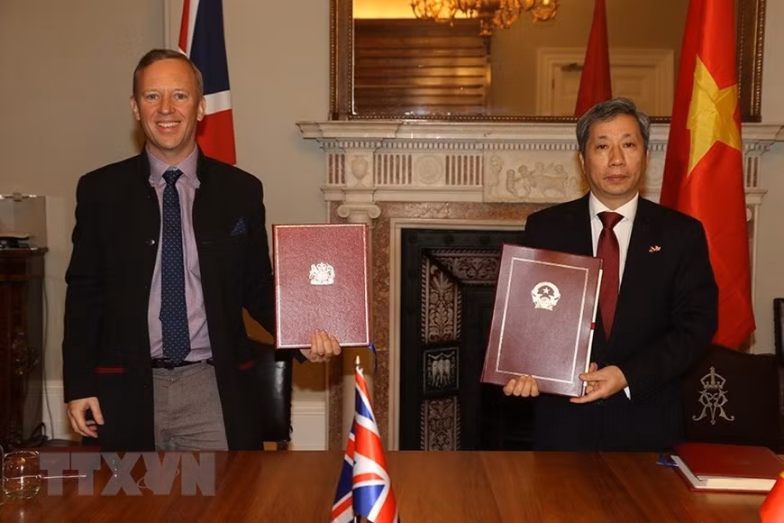 Tratado de libre comercio contribuye a profundizar asociación estratégica Vietnam- Reino Unido ảnh 1