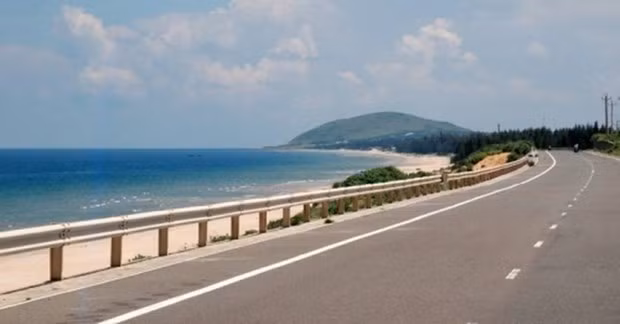 Provincia vietnamita planea construir carretera costera ảnh 1