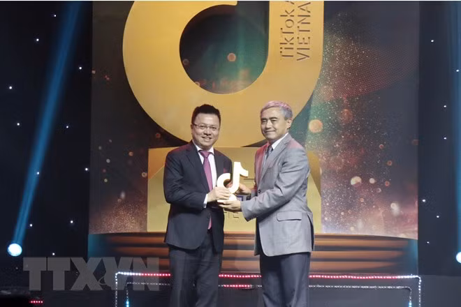 Gana VNA premio de TikTok para canal informativo de influencia social ảnh 1