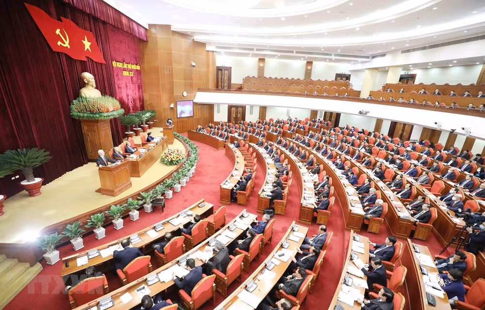 Concluye Comité Central del Partido Comunista de Vietnam primera jornada de su XIV pleno ảnh 1