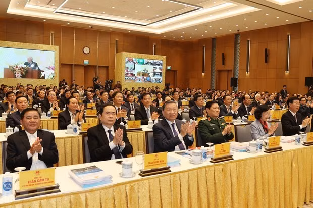 El 2020: año más exitoso de Vietnam en el último lustro, dice premier ảnh 3 El 2020: año más exitoso de Vietnam en el último lustro, dice premier ảnh 3