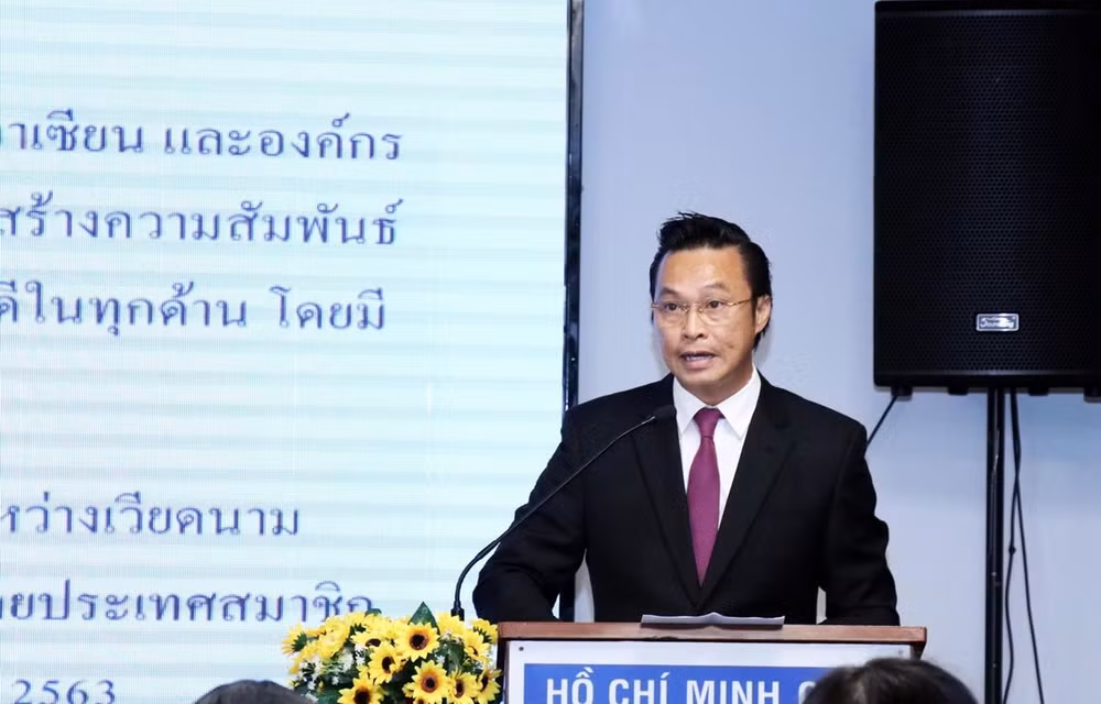 Celebran en Ciudad Ho Chi Minh el Día Nacional de Tailandia ảnh 1