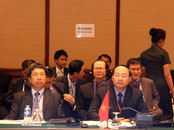 Vietnam asiste a conferencia de Altos funcionarios de Defensa de ASEAN ảnh 1 Vietnam asiste a conferencia de Altos funcionarios de Defensa de ASEAN ảnh 1