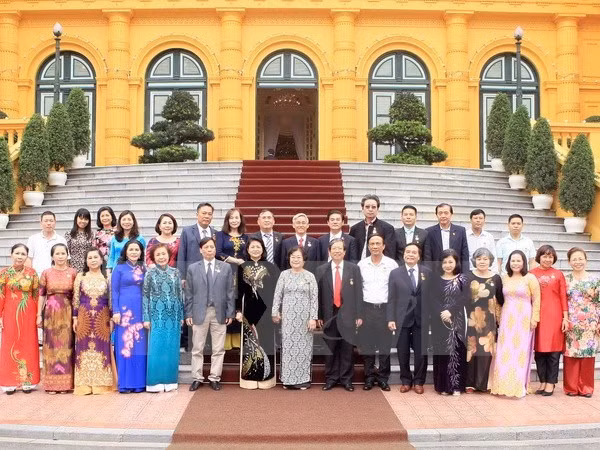 Vicepresidenta vietnamita destaca aportes de filántropos ảnh 1