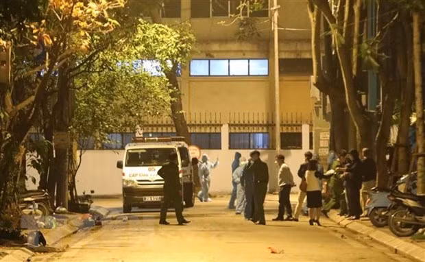Autoridades sanitarias de Vietnam piden calma ante repunte de casos de COVID-19 ảnh 1