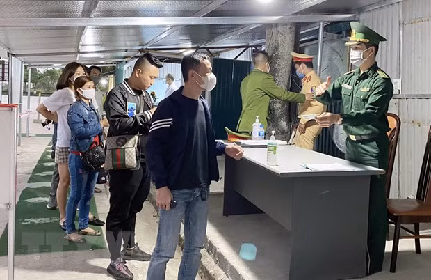 Provincia vietnamita establece puertas de control ante brote epidémico ảnh 1
